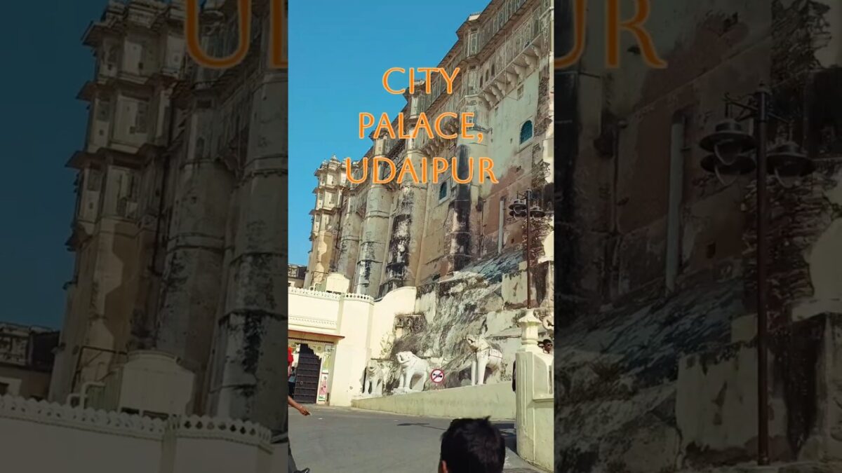 A true heritage and marvelous architecture of City Palace, Udaipur. #travel #heritagetravel