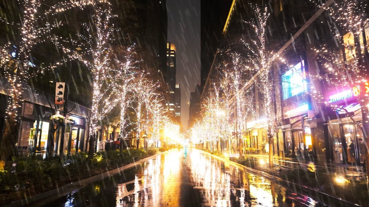 雨音と光に包まれる東京の夜🎄｜丸の内クリスマスイルミネーション散歩POV（ASMR）