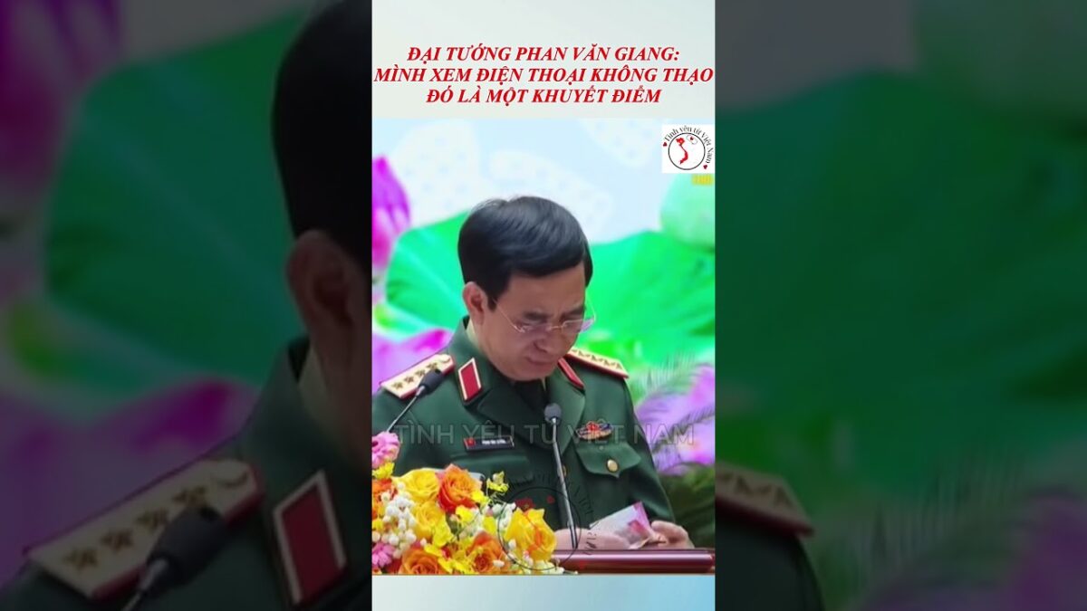 Sổ tay Đại tướng Phan Văn Giang có gì ?