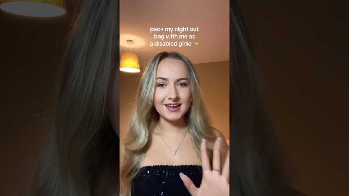 what’s in my night out bag as a #disabled girlie 🤍✨ #whatsinmybag #disability #disabilityawareness