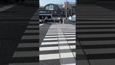 Pedestrian Crossing to Kure Station | Everyday Japan Walk #pedestrian #walking #shorts