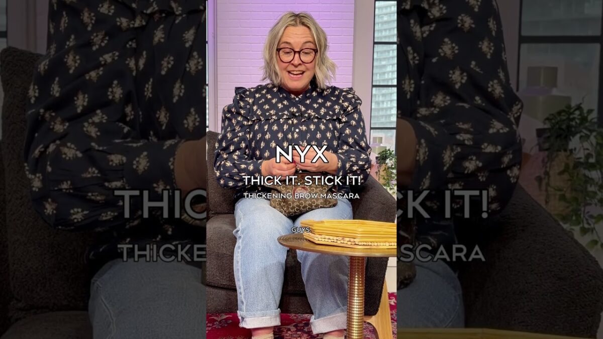 What’s in MY Makeup Bag? 💄😙