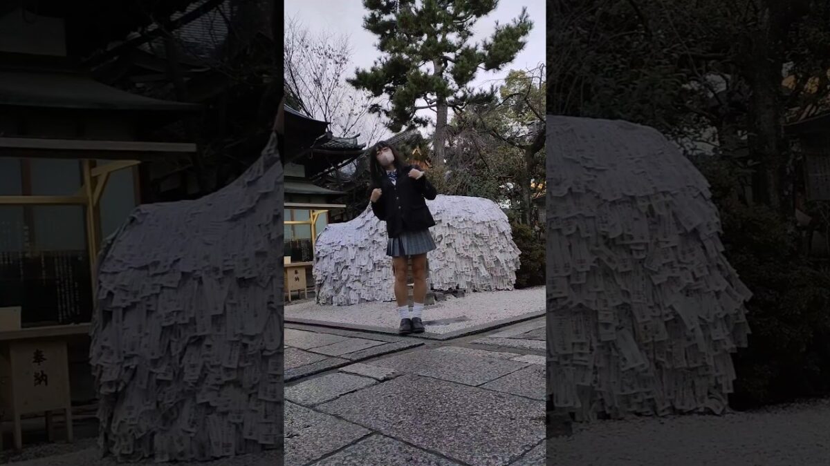 女装　制服で寺社巡り