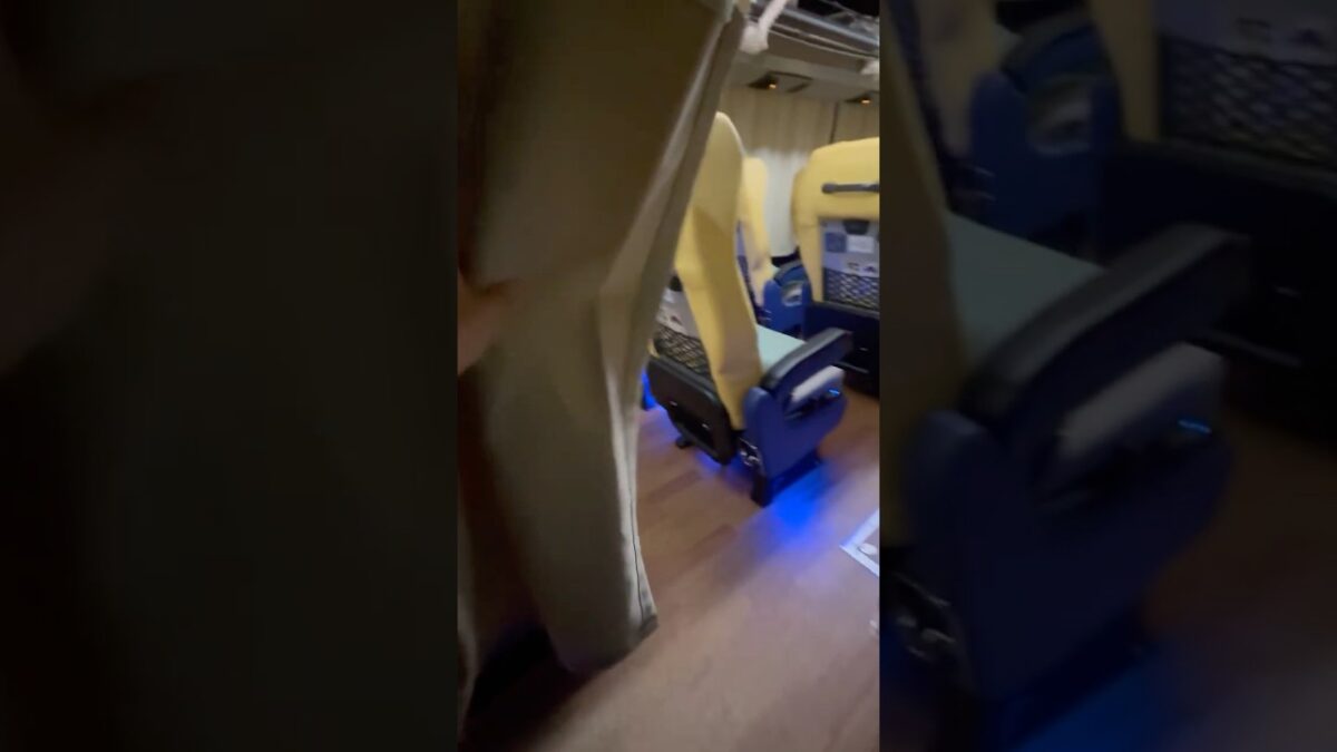 夜行バス カーテン付き 3列シート 快適でした💤