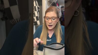 Travel kit with Color Wow essentials! The vacay kit is back in stock