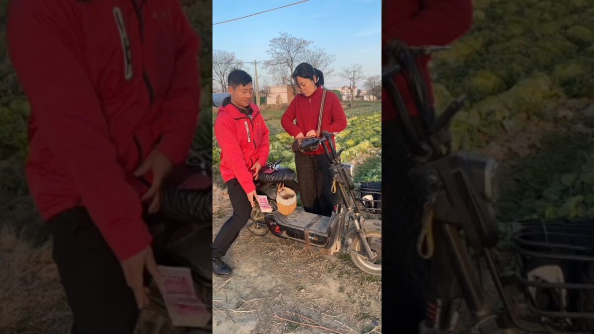 What’s in Sister-in-law’s bag? #funny @youyouaijiaren