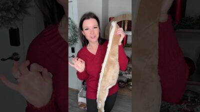 This neckmassager with heat is going viral for good reason. #Shorts #stephsimons