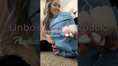 What’s in my backpack 🩵🐬☁️🐚🤍 #backpack #northface #school #study