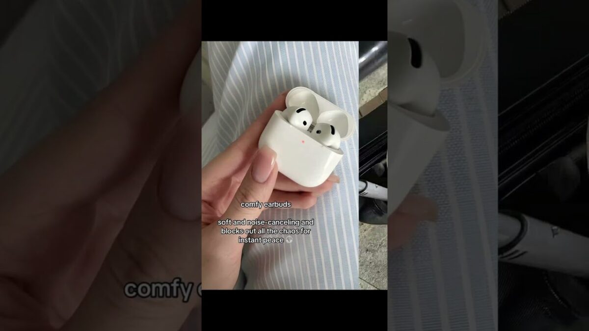 flying comfy and actually enjoying it #travel #travelessentials #remotejobs