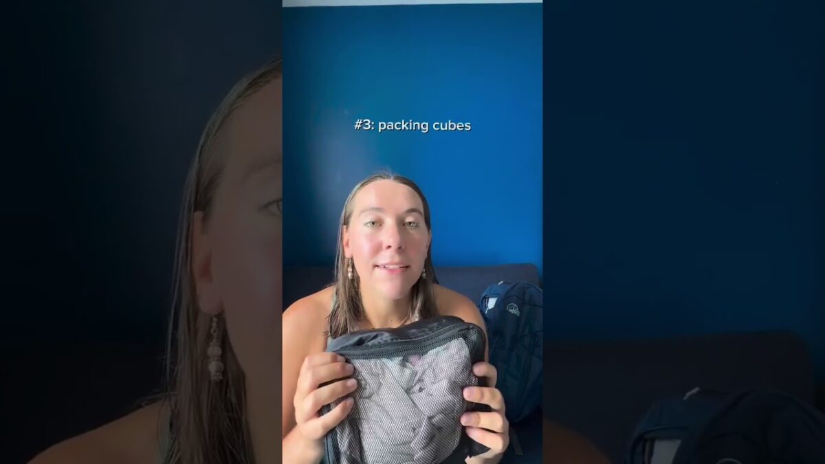 Travel essentials I’ve had for YEARS, and these don’t change for me! 1️⃣ Eye mask & ear plugs-