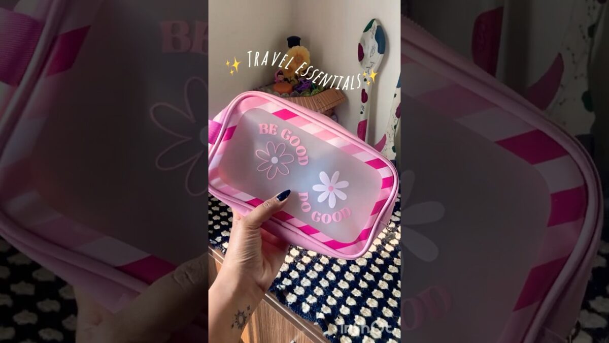 Travel essentials💄#travel #makeup #skincare #viral #trending #girl #hyderabad #women #trendingshort