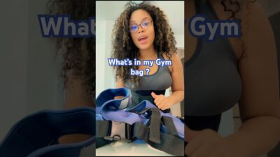 What’s In my GYM bag? ( as a beginner gym girlie ) 💪💕