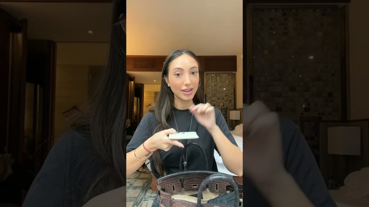 #glocalme#travelessentials#travel#traveltok#traveltips#Tech#GLWiFi#GLFast