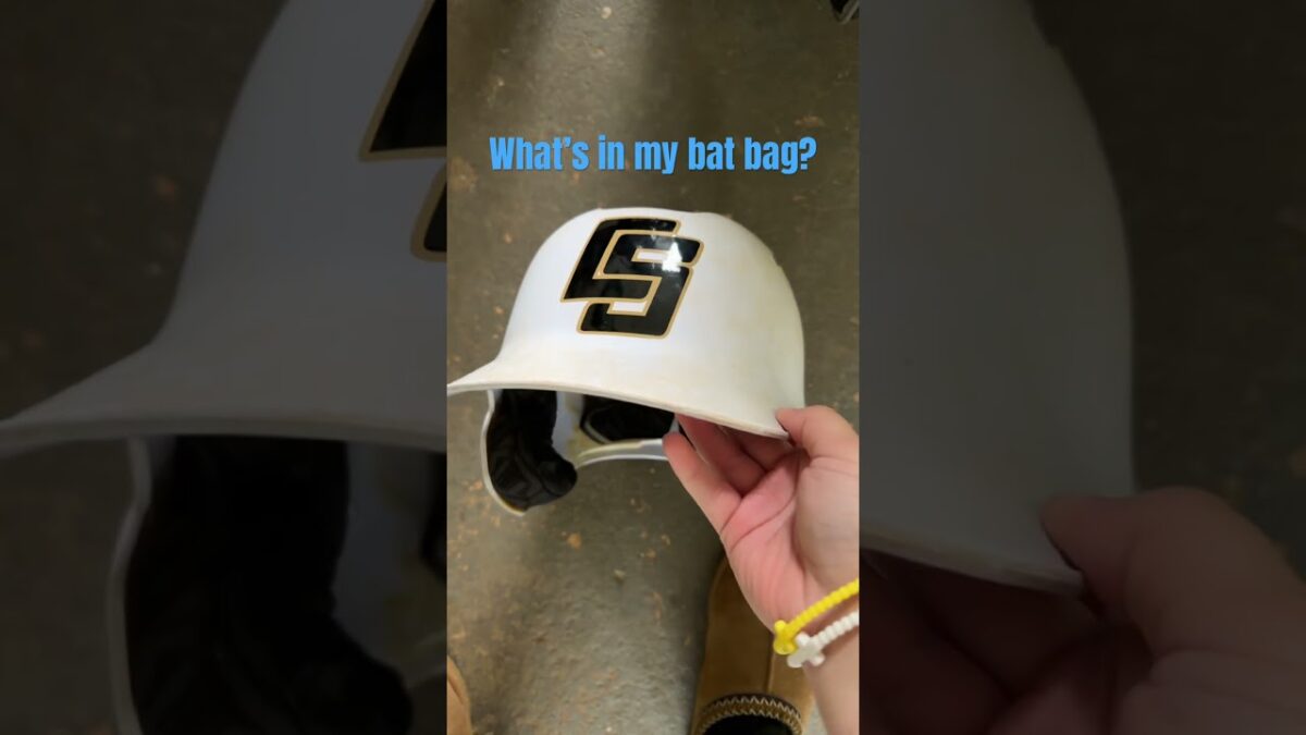 What’s in my bat bag #baseball