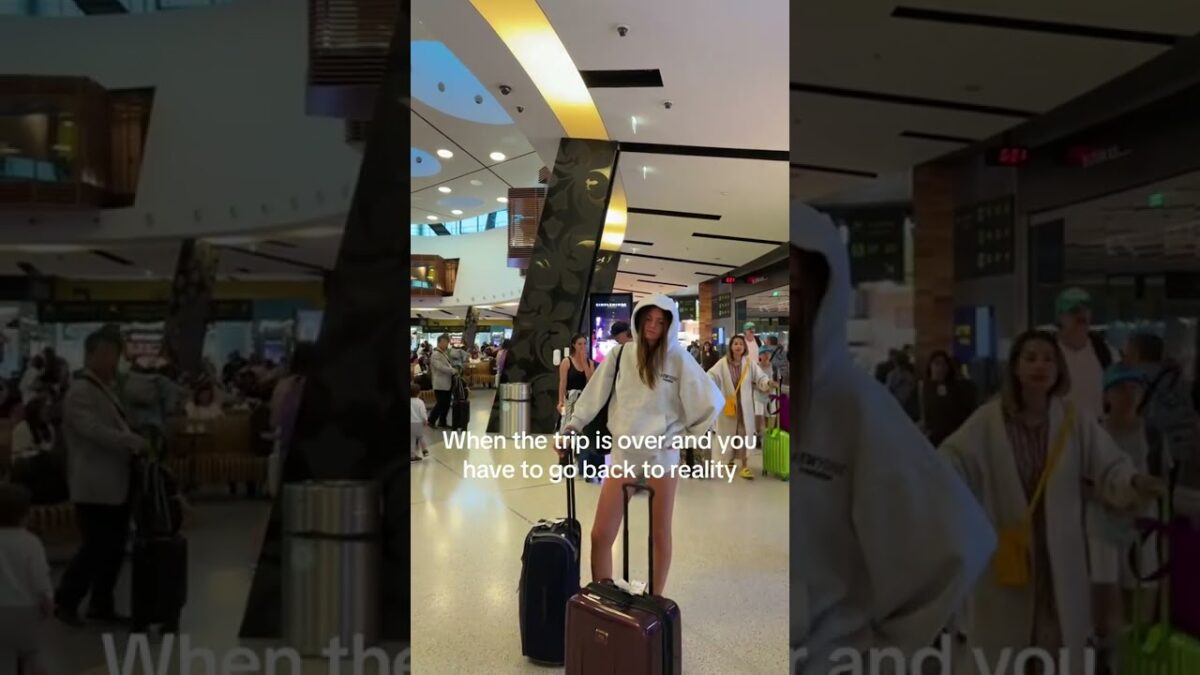 #glocalme#AirportWiFi#TravelHotspot#NoRoamingFees#TravelEssentials#Tech#GLWiFi#GLLife