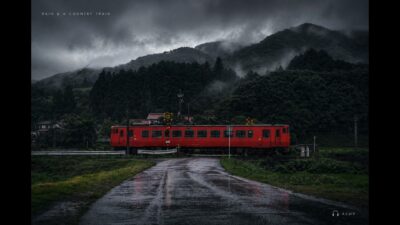 A Rainy Walk Through Rural Japan 🌧️ Misty Rice Fields & a Passing Country Train (No Talking)