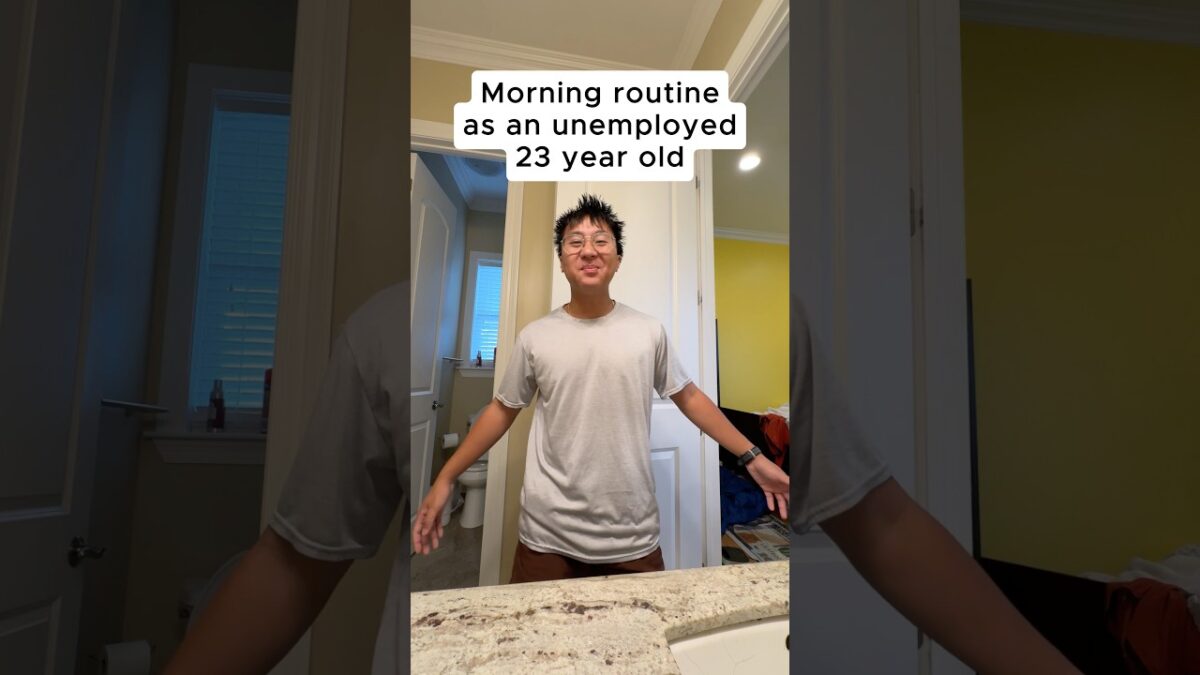 Morning routine of an unemployed 23 year old! Get at it!! #running #goodmorning #lifestyle