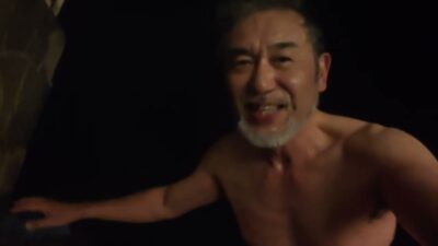 湯治宿、見市温泉旅館の露天風呂にて、　７０歳の一人旅