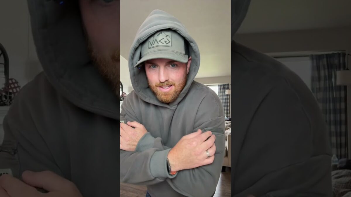 Comfrt travel essentials hoodie #fathersdaygift #comfrthoodie #comfrthoodies #comfrtsale