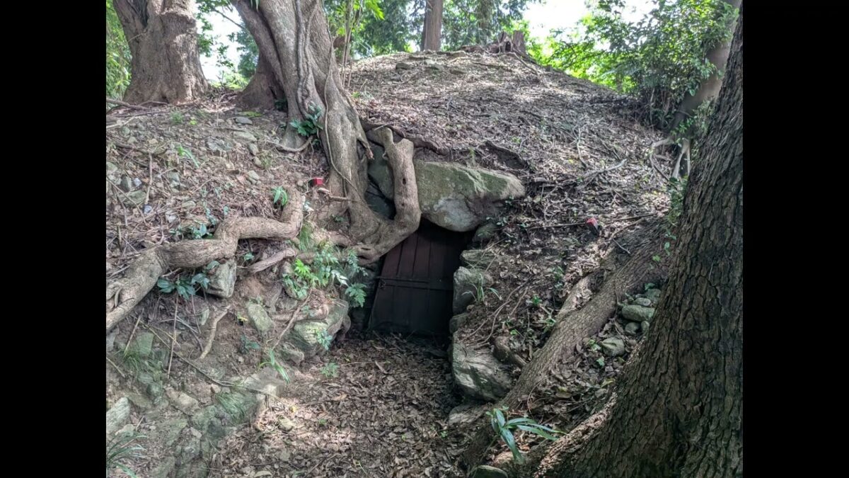 田主丸町　古墳　神社仏閣　巡り　ミニカーにて、、観音寺　奥の院　嶽の観音、