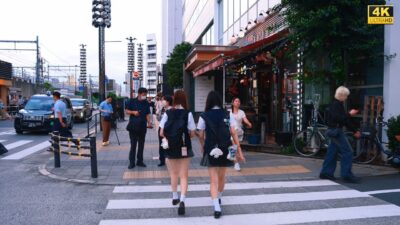 4K HDR Friday Afternoon Walk in Shinjuku Tokyo 🍃 A Quiet Moment Before the Weekend