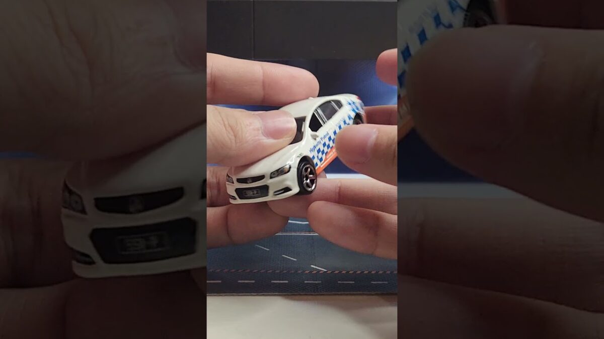 What’s in my garage #93 #diecastcollector #diecast #matchbox Holden Police Car
