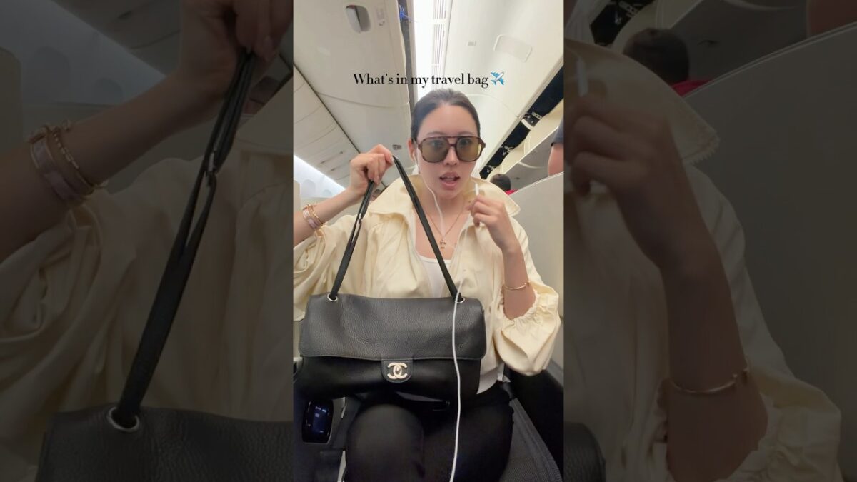 What’s in my travel bag #jooshica #travel