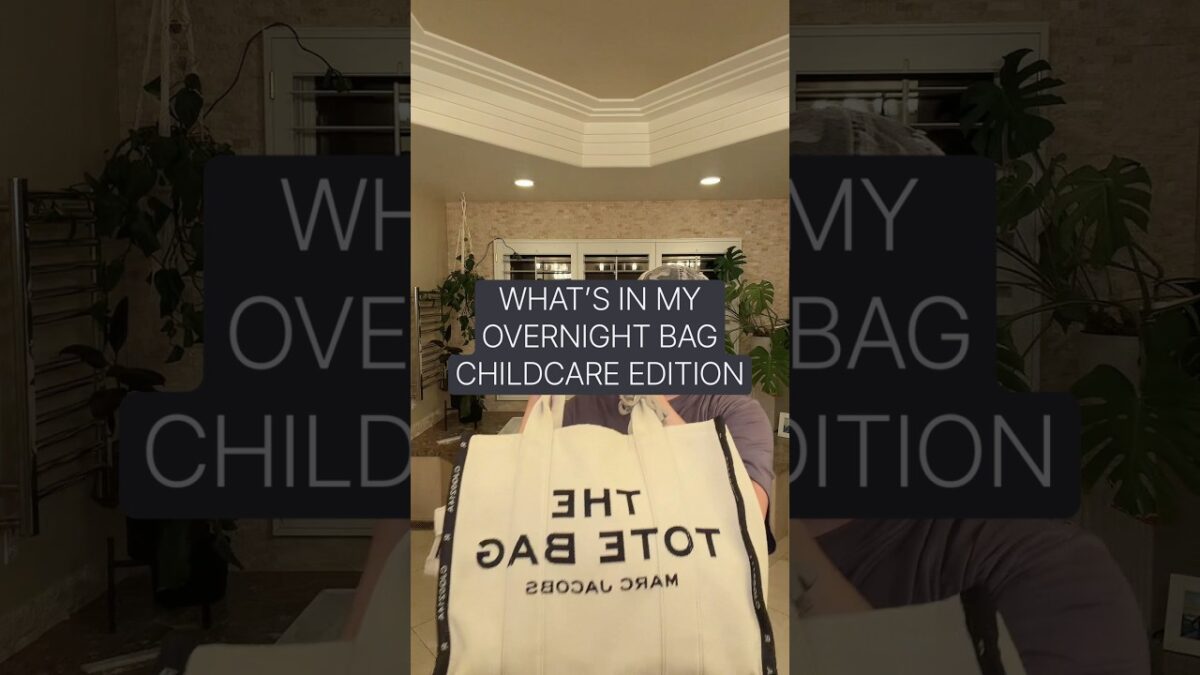 Travel essentials for an overnight! #whatsinmybag #overnightbag #childcare #nanny #travelessentials